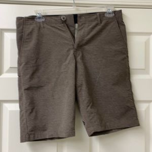 Men’s Volcom surf and turf shorts - size 33